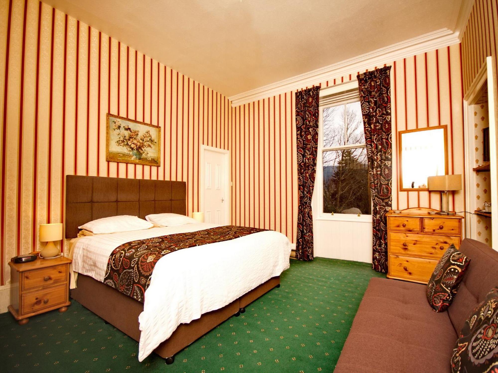 Birchwood Hotel Pitlochry Exteriör bild